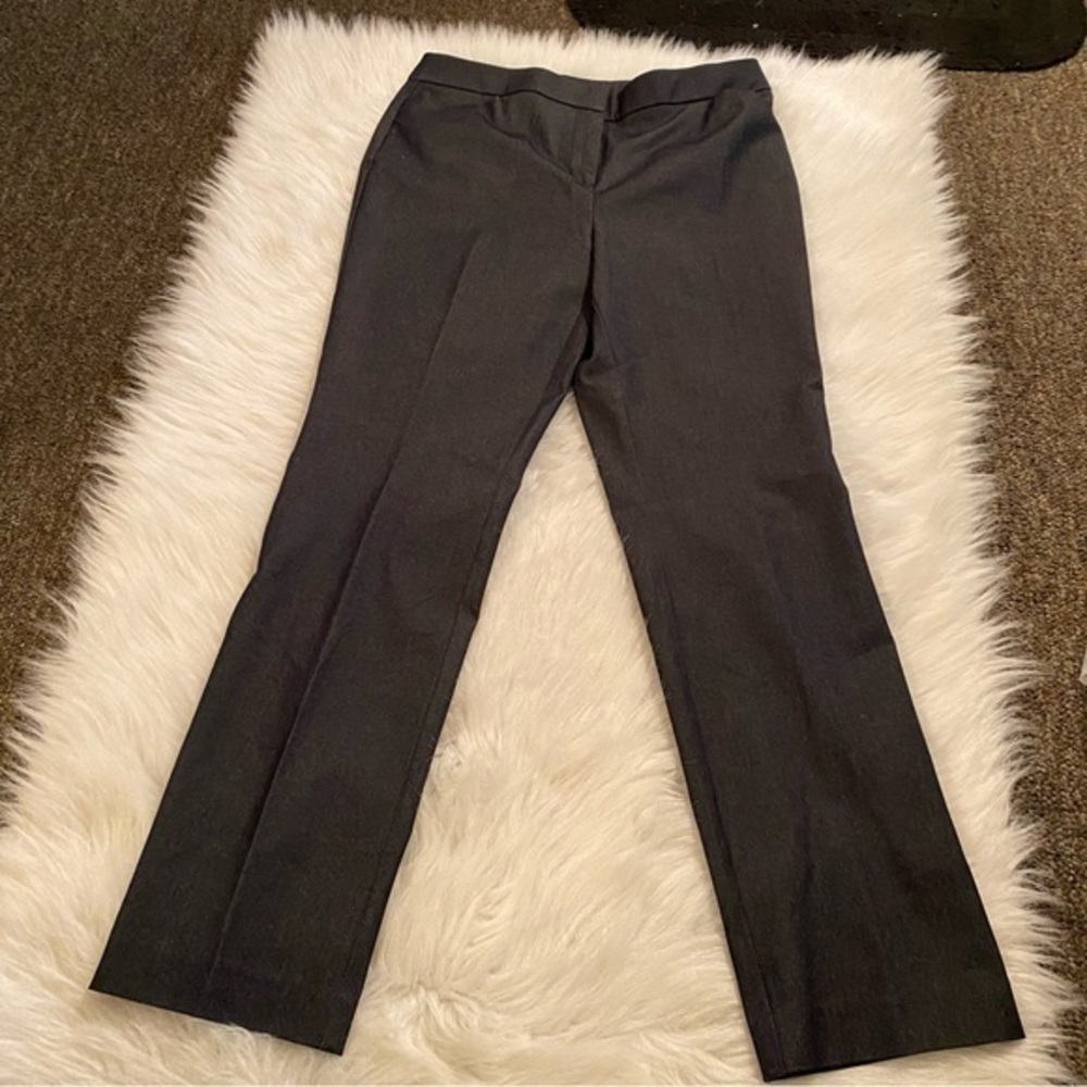 Chico's Black Straight Leg Pants with Modern Fit Women’s Size 1R (8R) Office